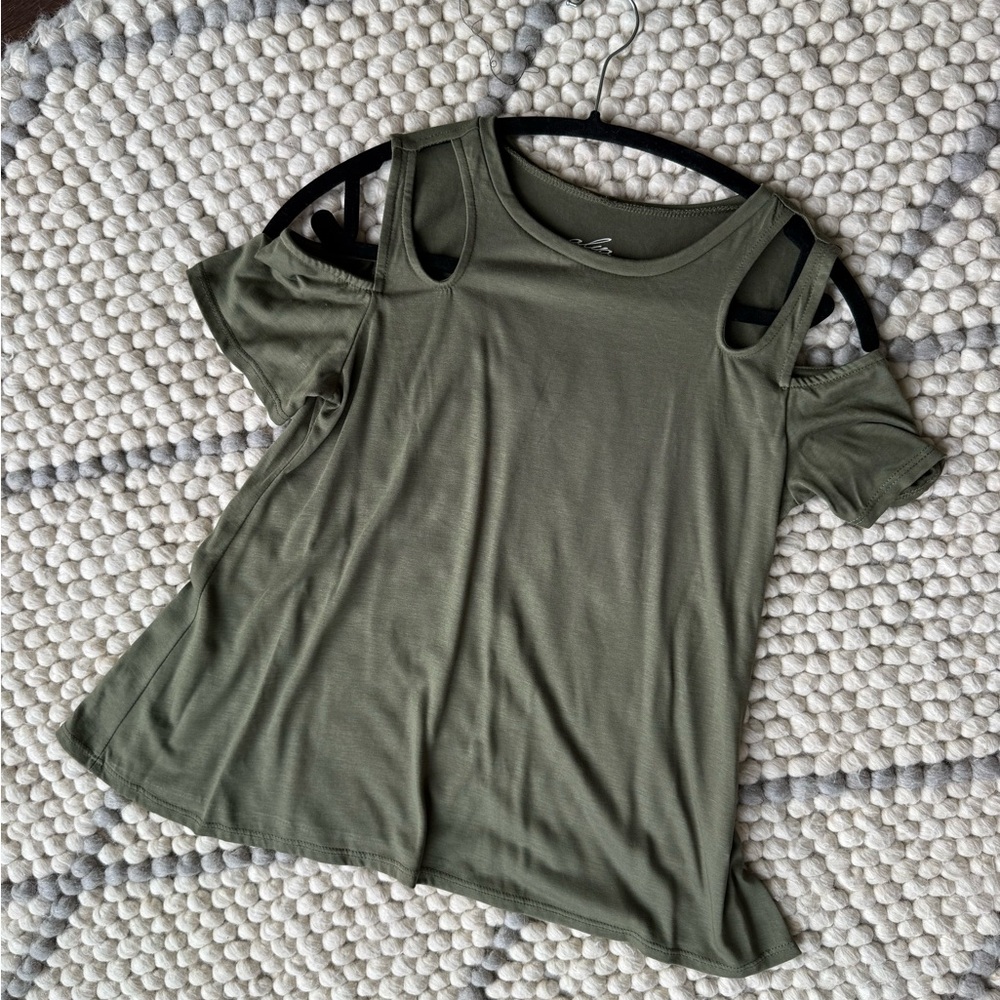 Alya Army Green Cold Shoulder Tee